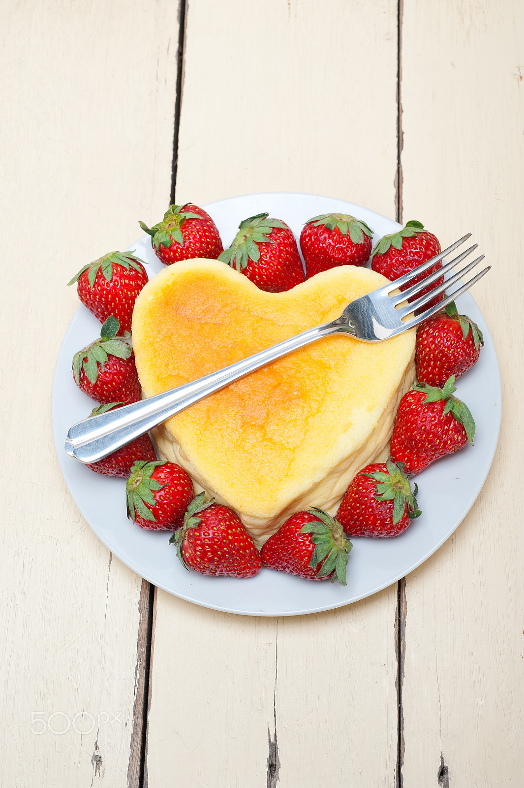 Nikon D700 + AF Micro-Nikkor 60mm f/2.8 sample photo. Heart cheesecake photography