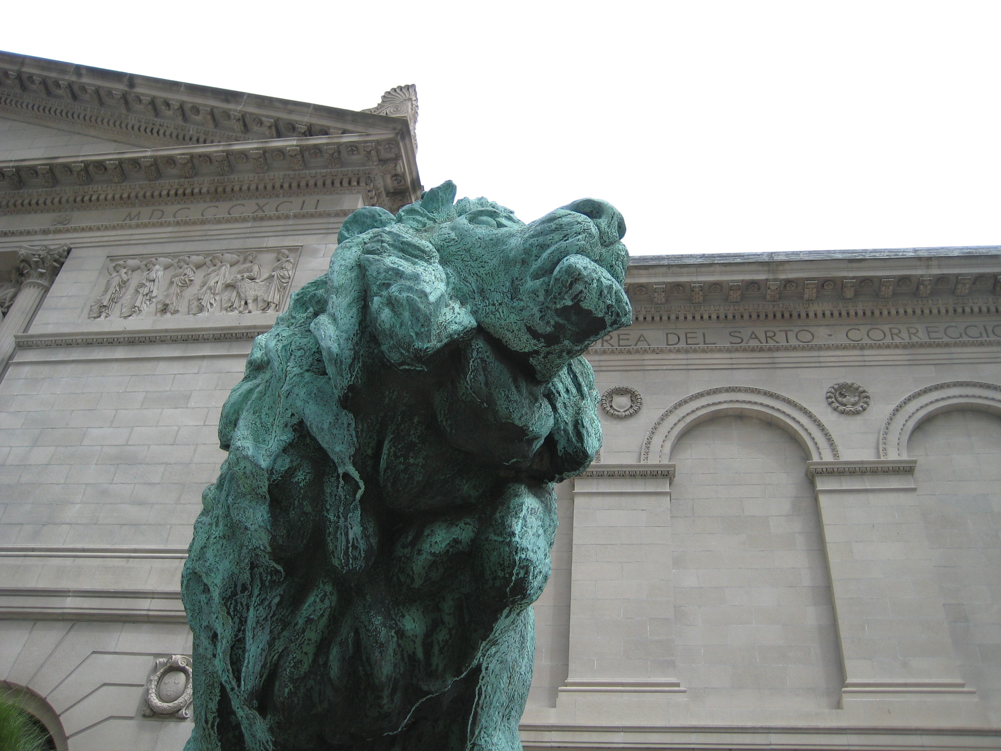 Canon POWERSHOT SD1000 sample photo. Bronze lion photography