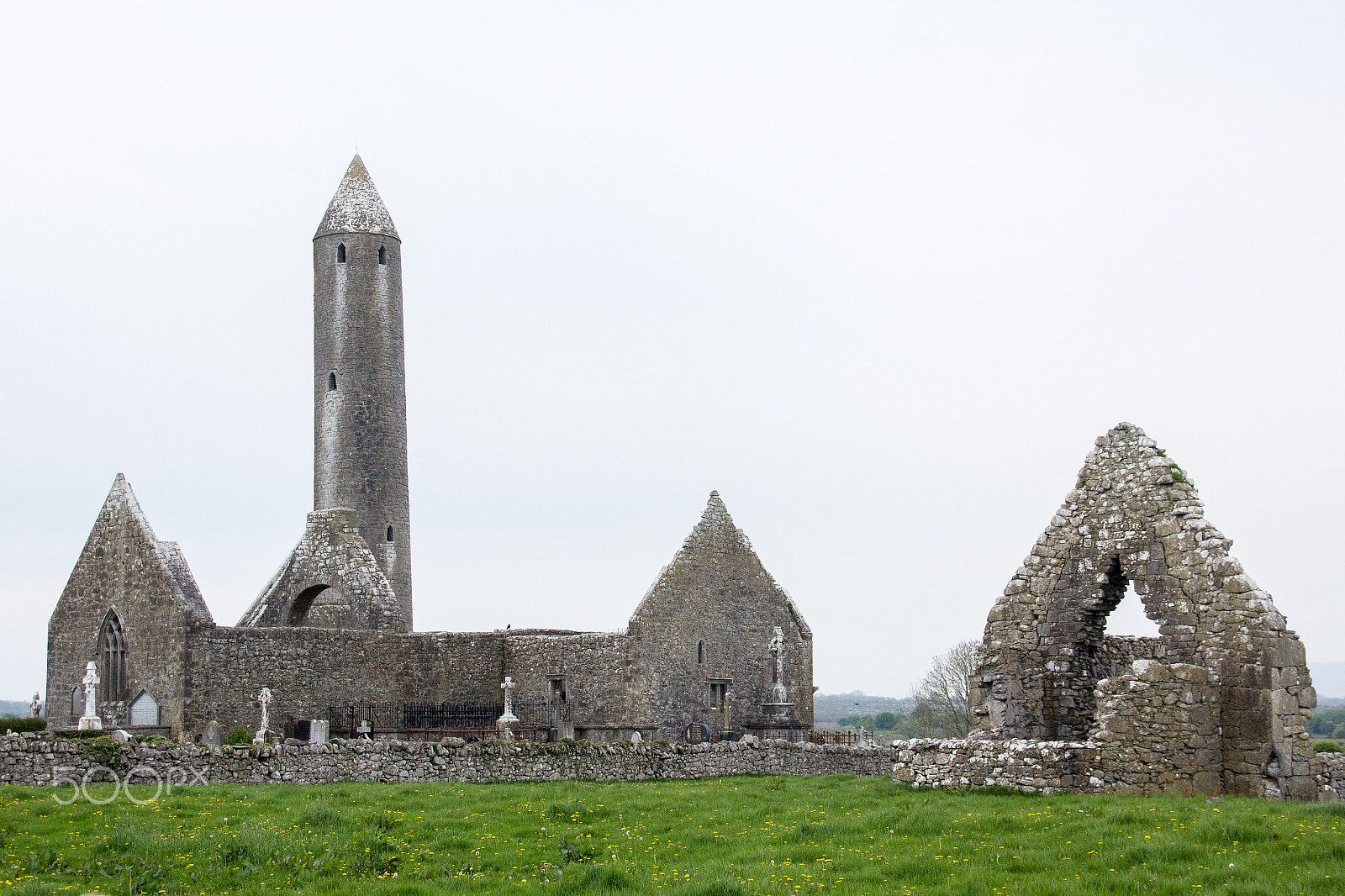 Sigma 18-125mm F3.8-5.6 DC OS HSM sample photo. Monastery kilmacduagh photography