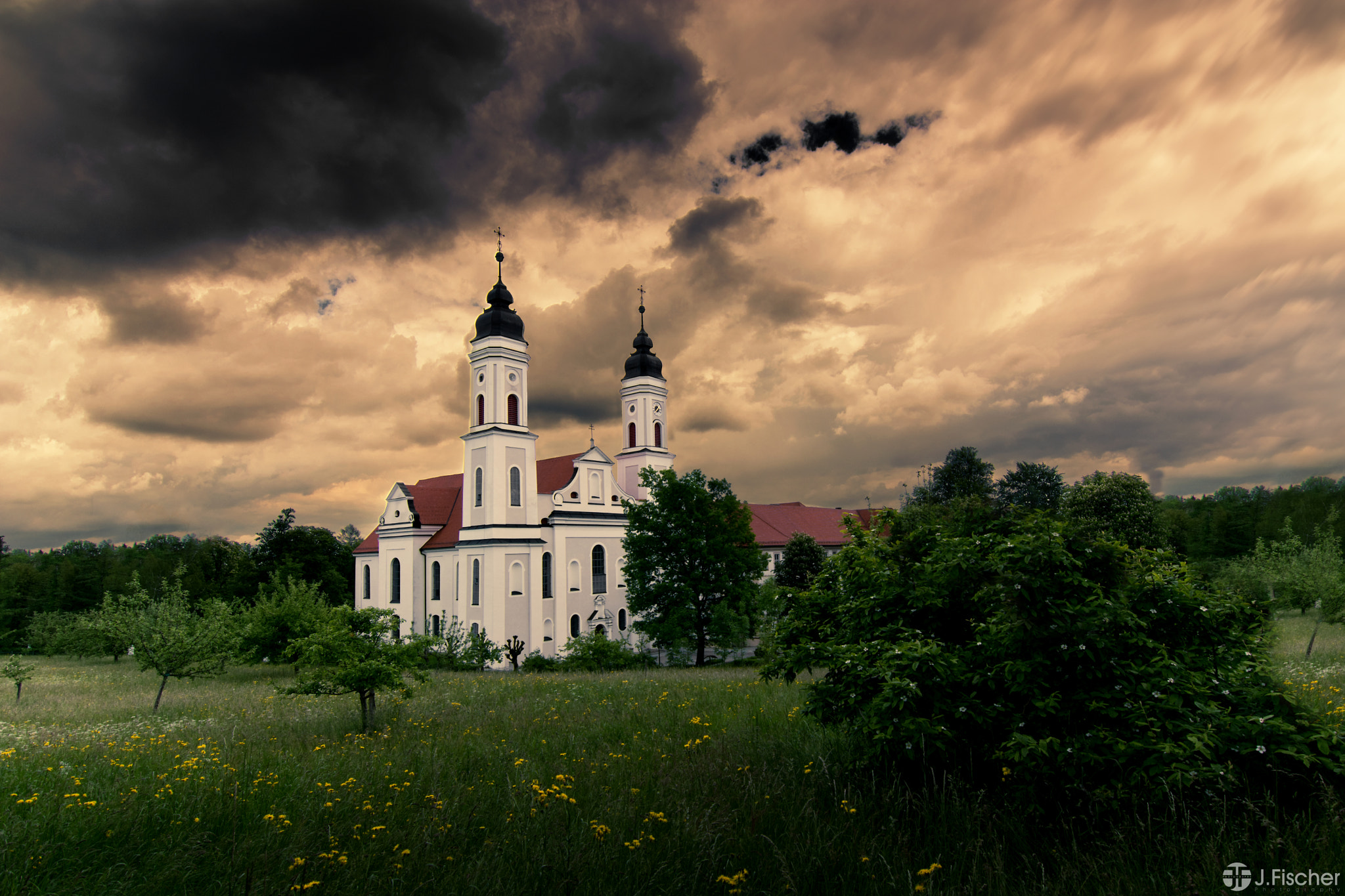 Nikon D7100 + AF Zoom-Nikkor 35-70mm f/2.8 sample photo. Kloster irsee photography