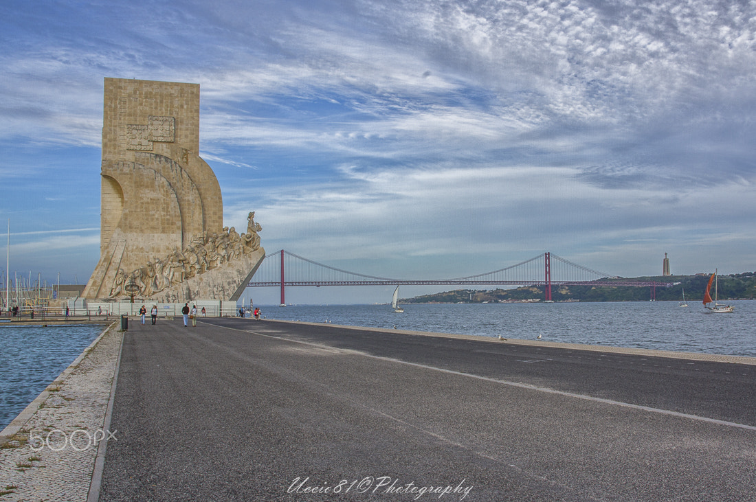 Sony Alpha DSLR-A580 + Sigma 18-200mm F3.5-6.3 DC sample photo. Road to padrão dos descobrimentos photography