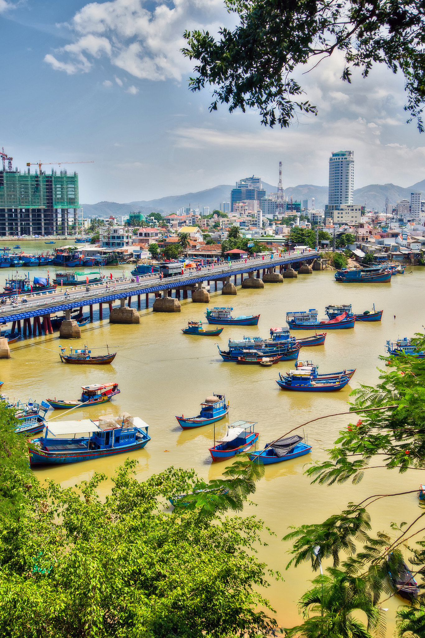 Sony Alpha DSLR-A850 sample photo. At the mouth of the cai river shong. photography