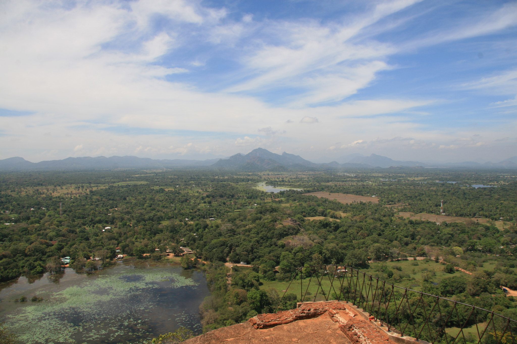 Canon EF-S 17-85mm F4-5.6 IS USM sample photo. Sri lanka lion's rock photography