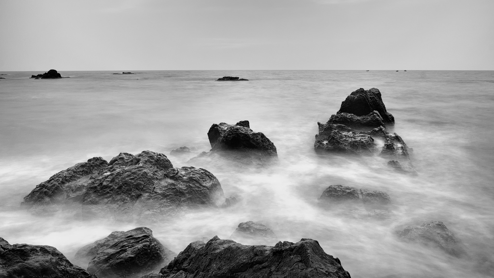 Sony E 18-200mm F3.5-6.3 OSS sample photo. Sea of fog at the sea photography