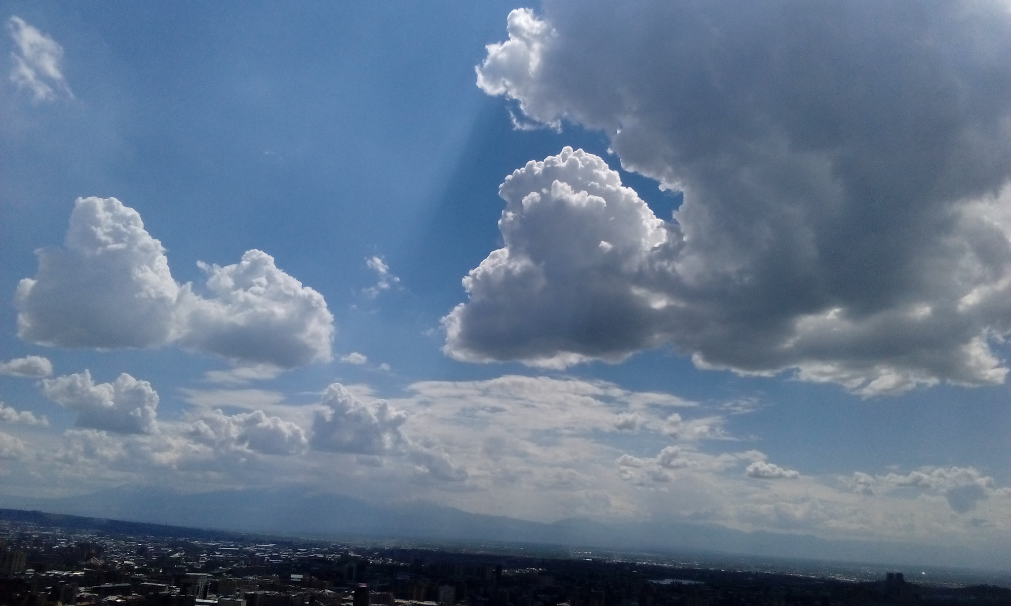 HTC DESIRE 526G+ DUAL SIM sample photo