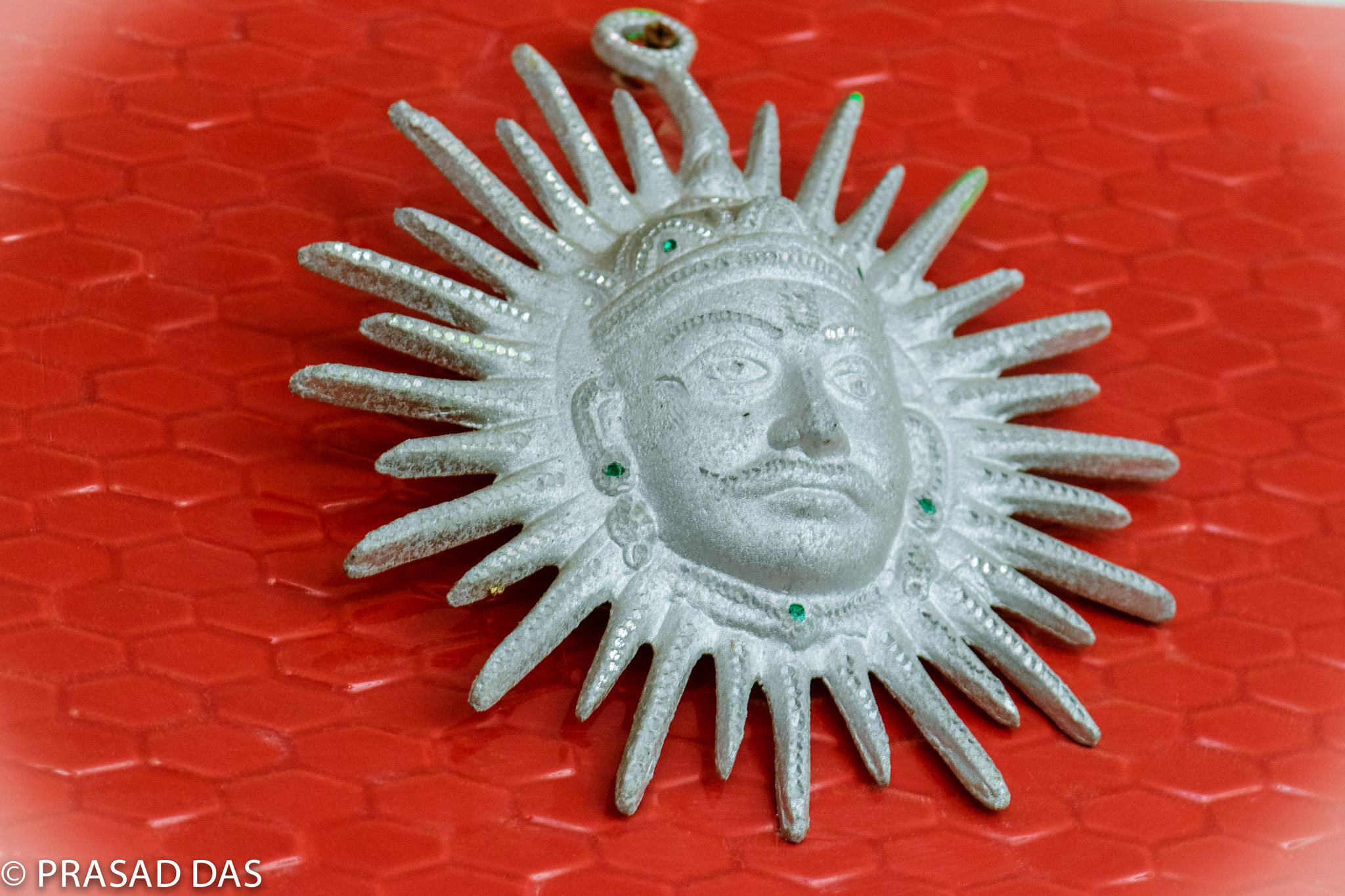 Nikon AF-S Micro-Nikkor 105mm F2.8G IF-ED VR sample photo. Sun god photography