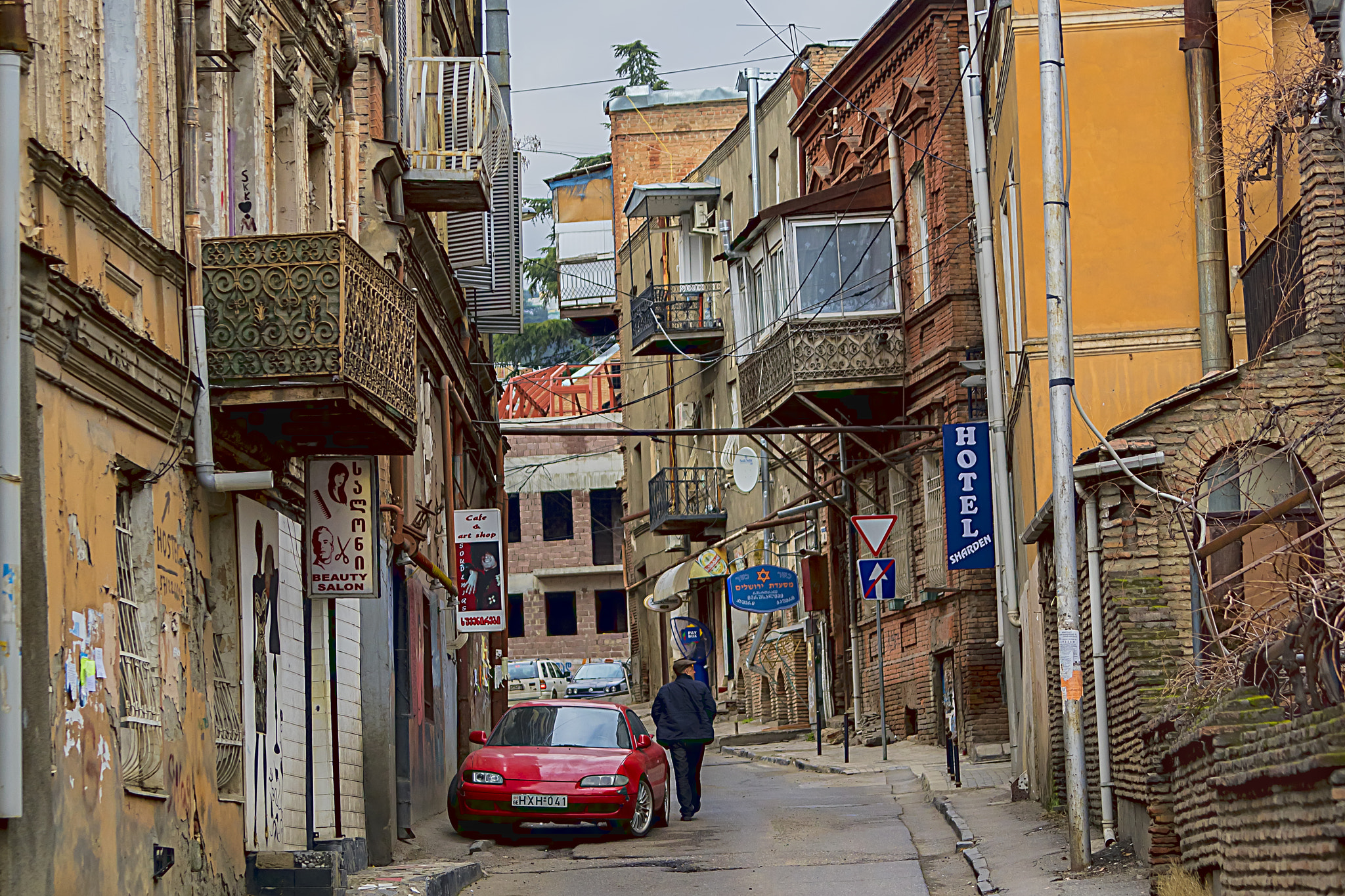 Sony a7 II + Sony 70-400mm F4-5.6 G SSM II sample photo. Georgia -tbilisi photography