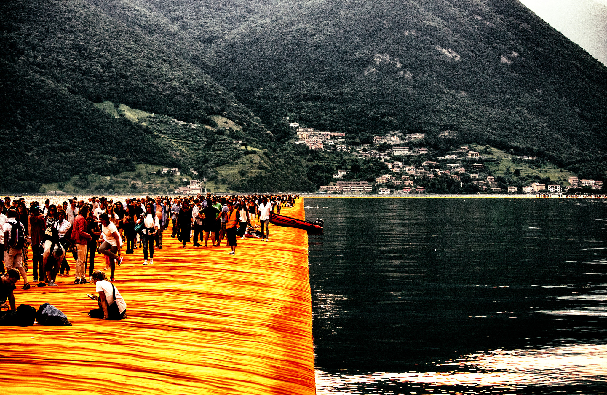 Canon EF-S 55-250mm F4-5.6 IS STM sample photo. The floating piers 1 photography
