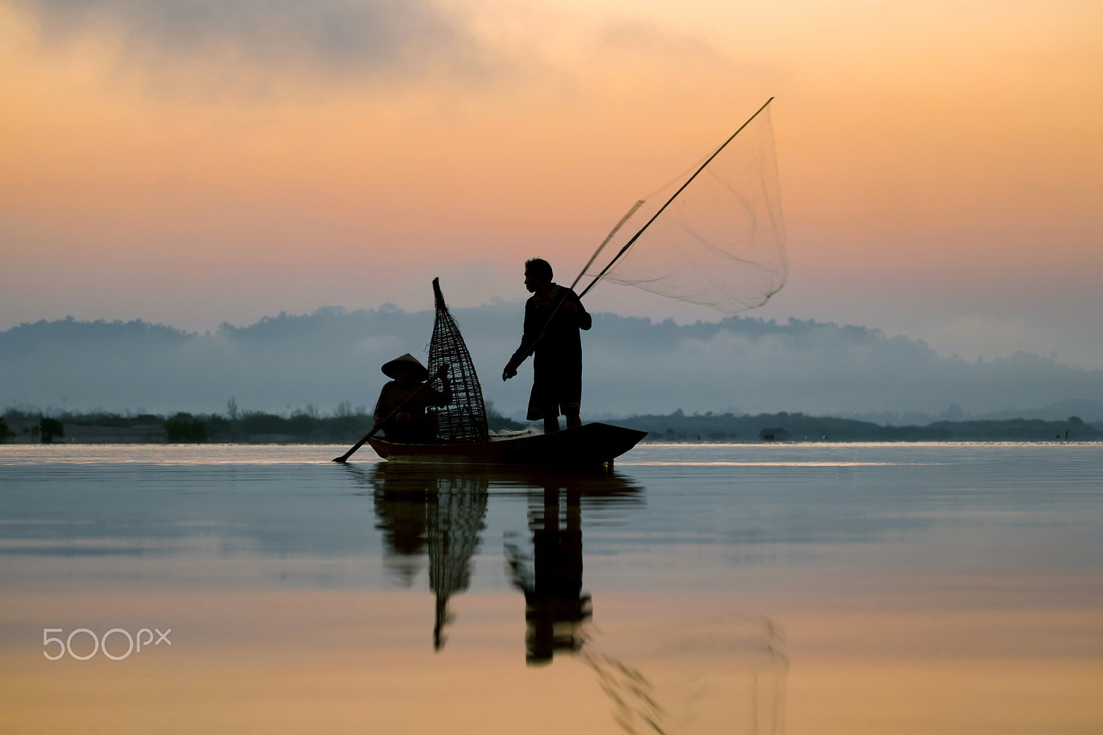 Fujifilm X-M1 + Fujifilm XF 55-200mm F3.5-4.8 R LM OIS sample photo. Silhouette of fisherman photography