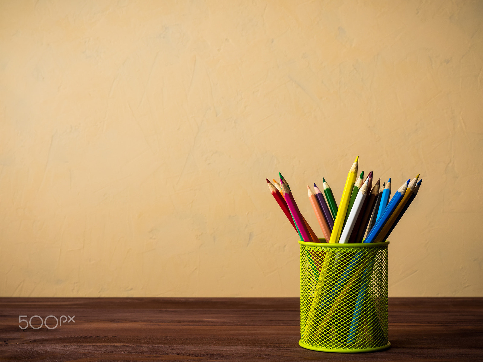 Olympus OM-D E-M1 + OLYMPUS 14-54mm Lens sample photo. School and office supplies photography