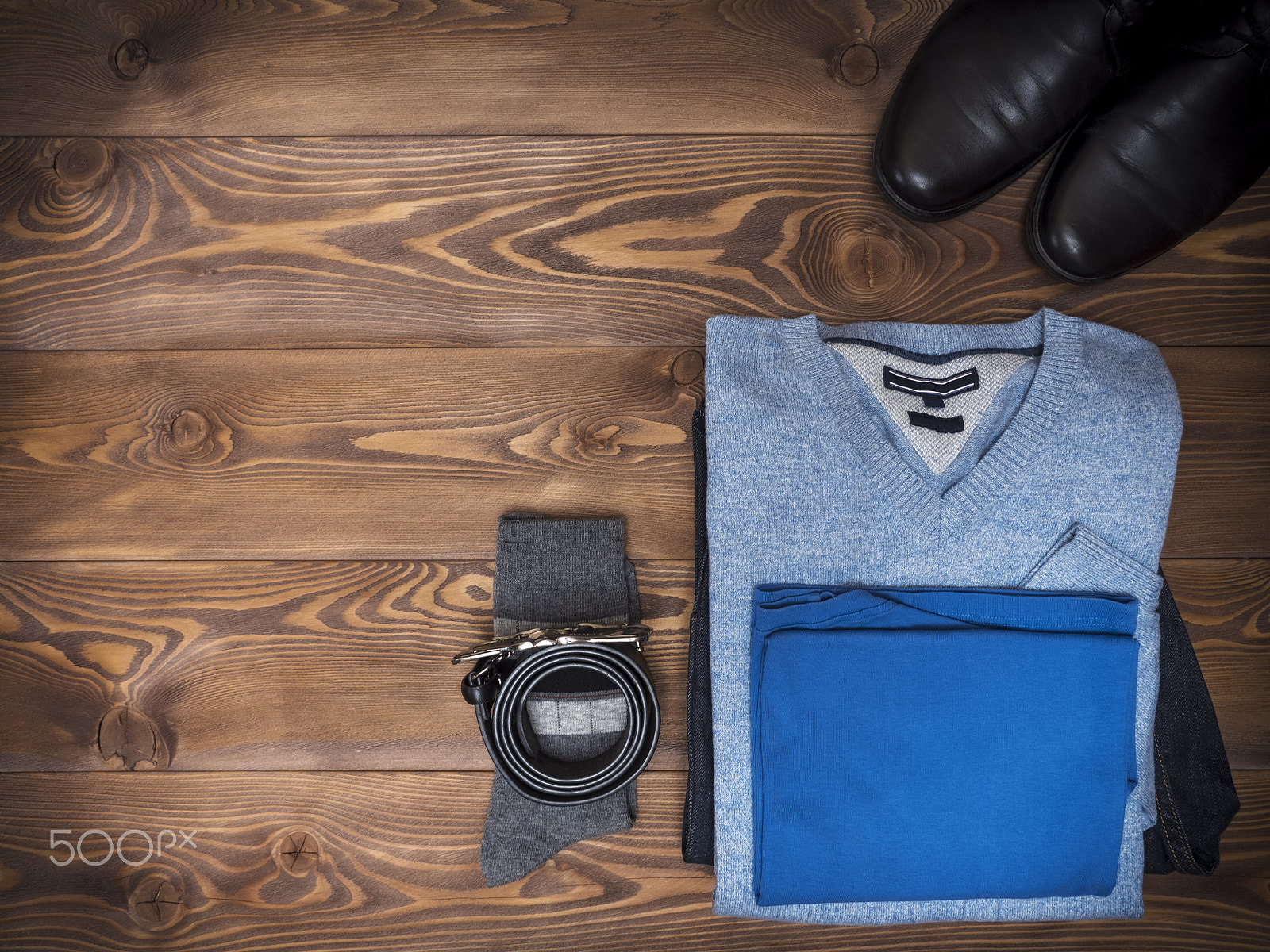 Olympus OM-D E-M1 + OLYMPUS 14-54mm Lens sample photo. Top view on casual clothes photography