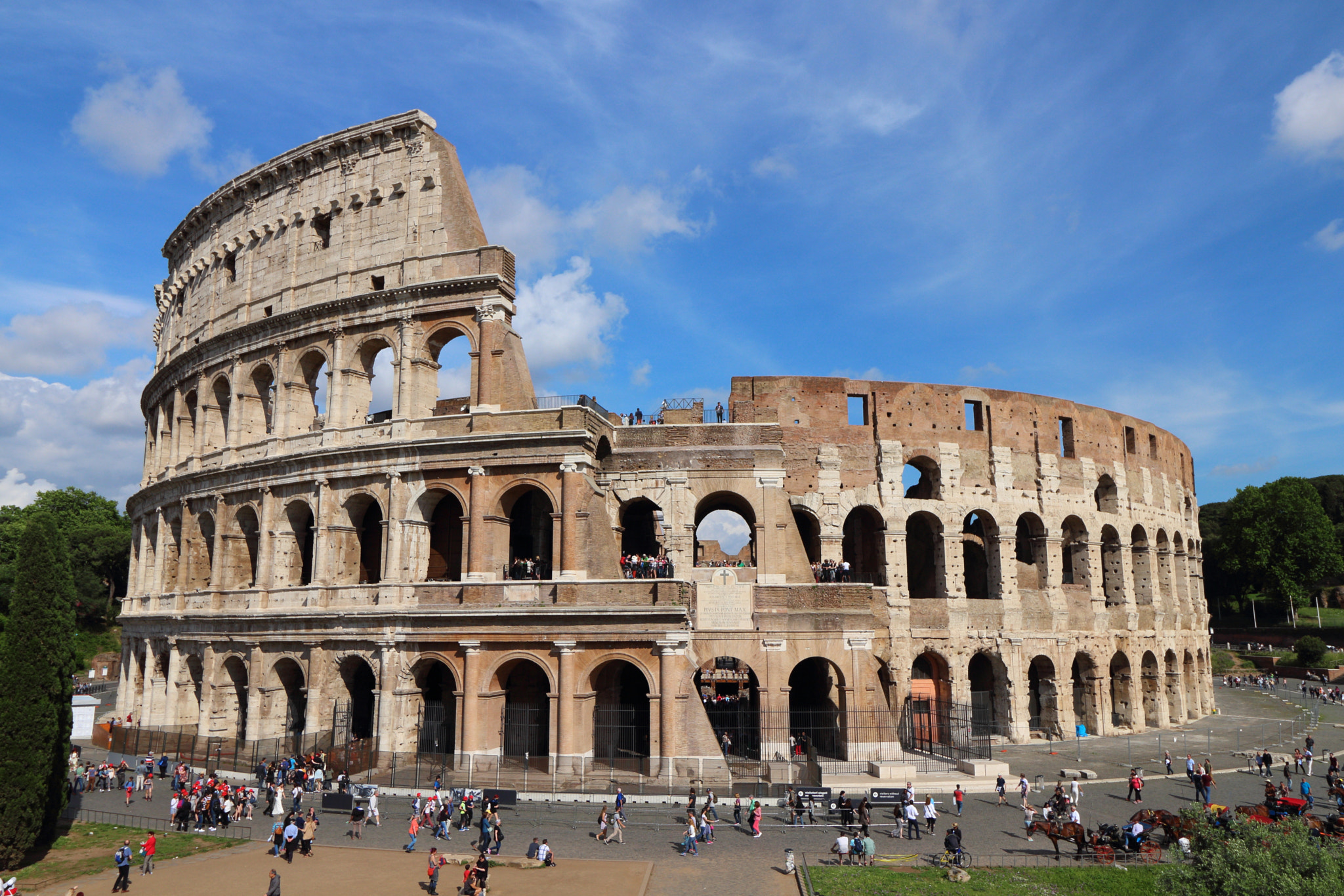 Canon EF-S 10-18mm F4.5–5.6 IS STM sample photo. Il colosseo photography