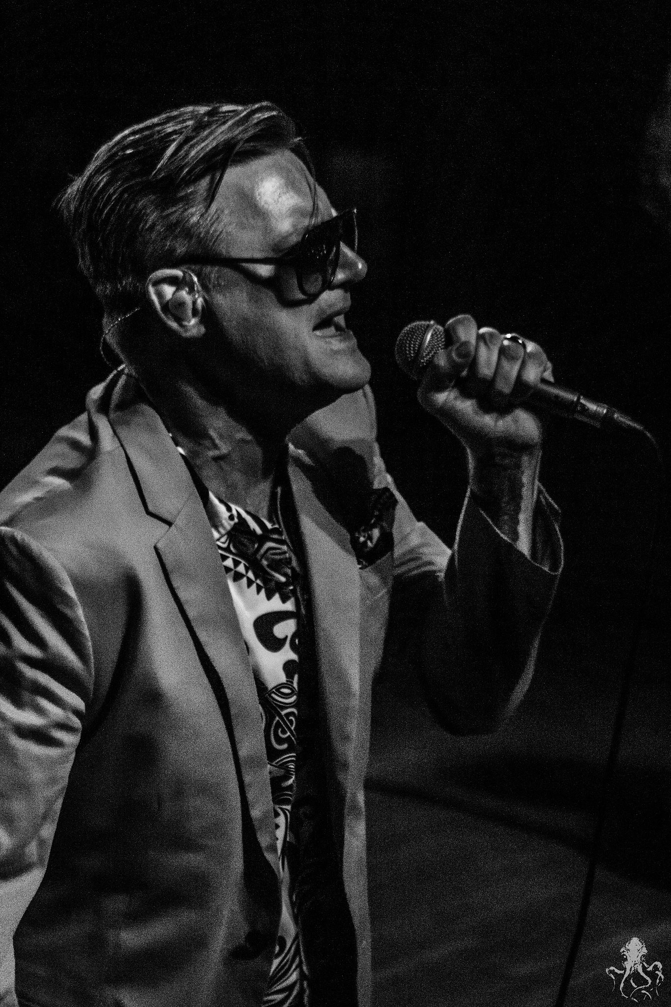 Sigma 70-300mm F4-5.6 APO DG Macro sample photo. Spike slawson // me first & the gimme gimmes photography