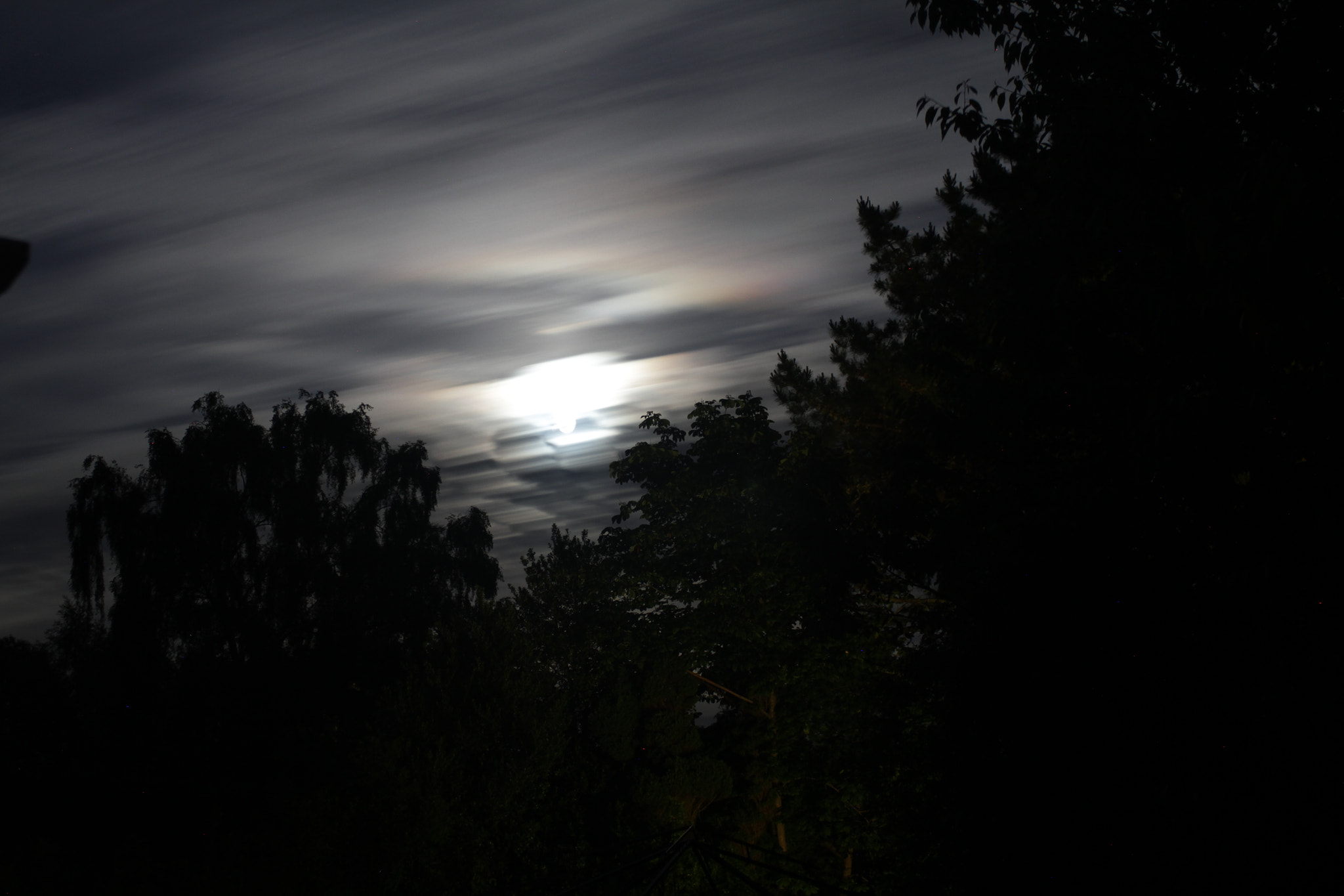 Canon EF 28-90mm f/4-5.6 USM sample photo. Milky moon photography