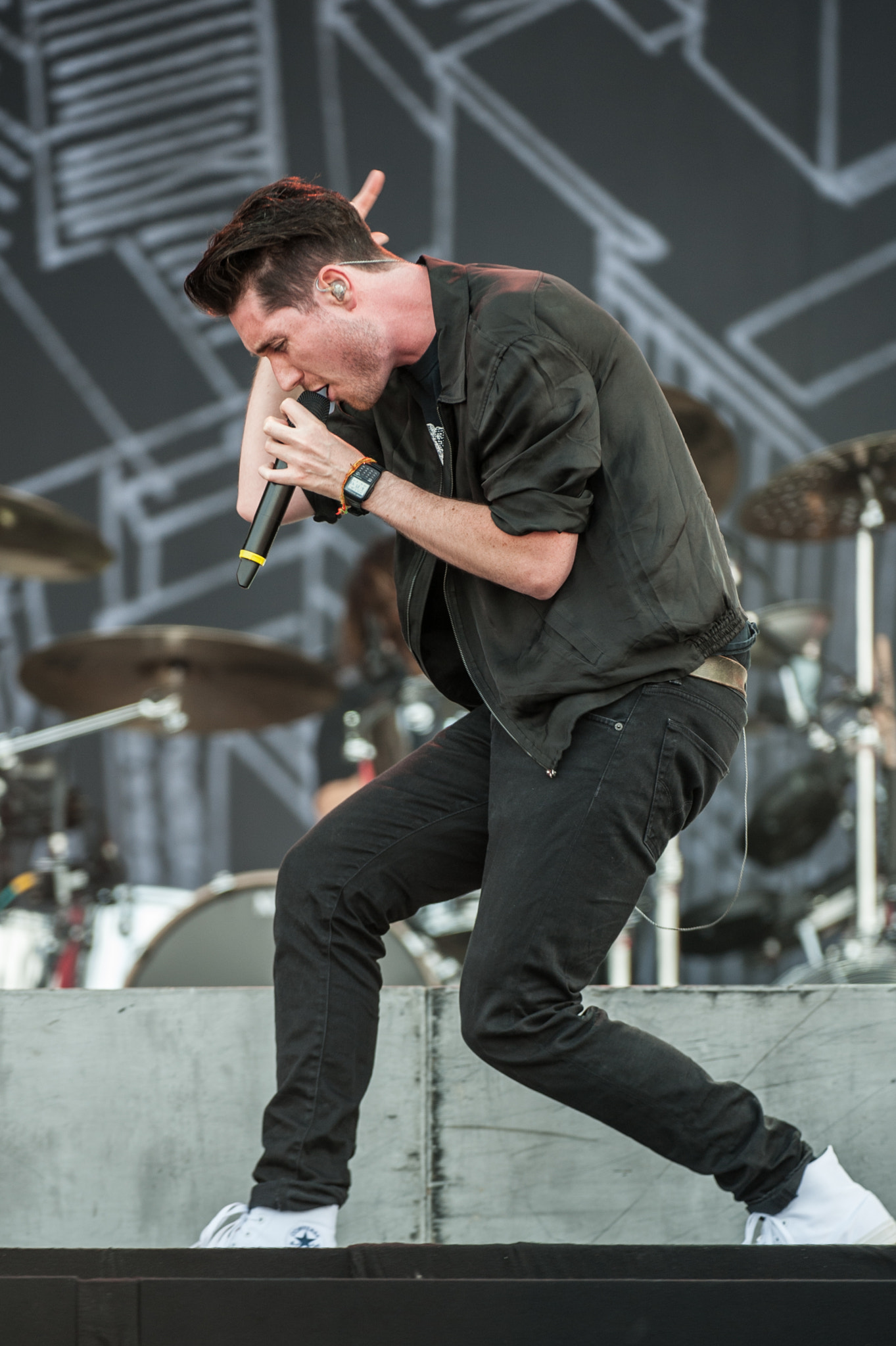 Nikon AF-S Nikkor 200-400mm F4G ED-IF VR sample photo. Bastille pinkpop photography