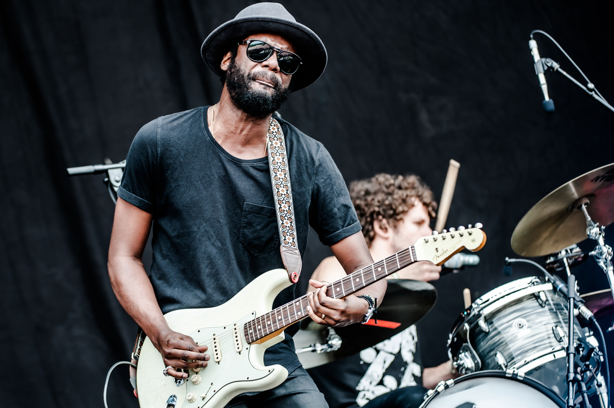 Nikon AF-S Nikkor 200-400mm F4G ED-IF VR sample photo. Gary clark jr pinkpop photography