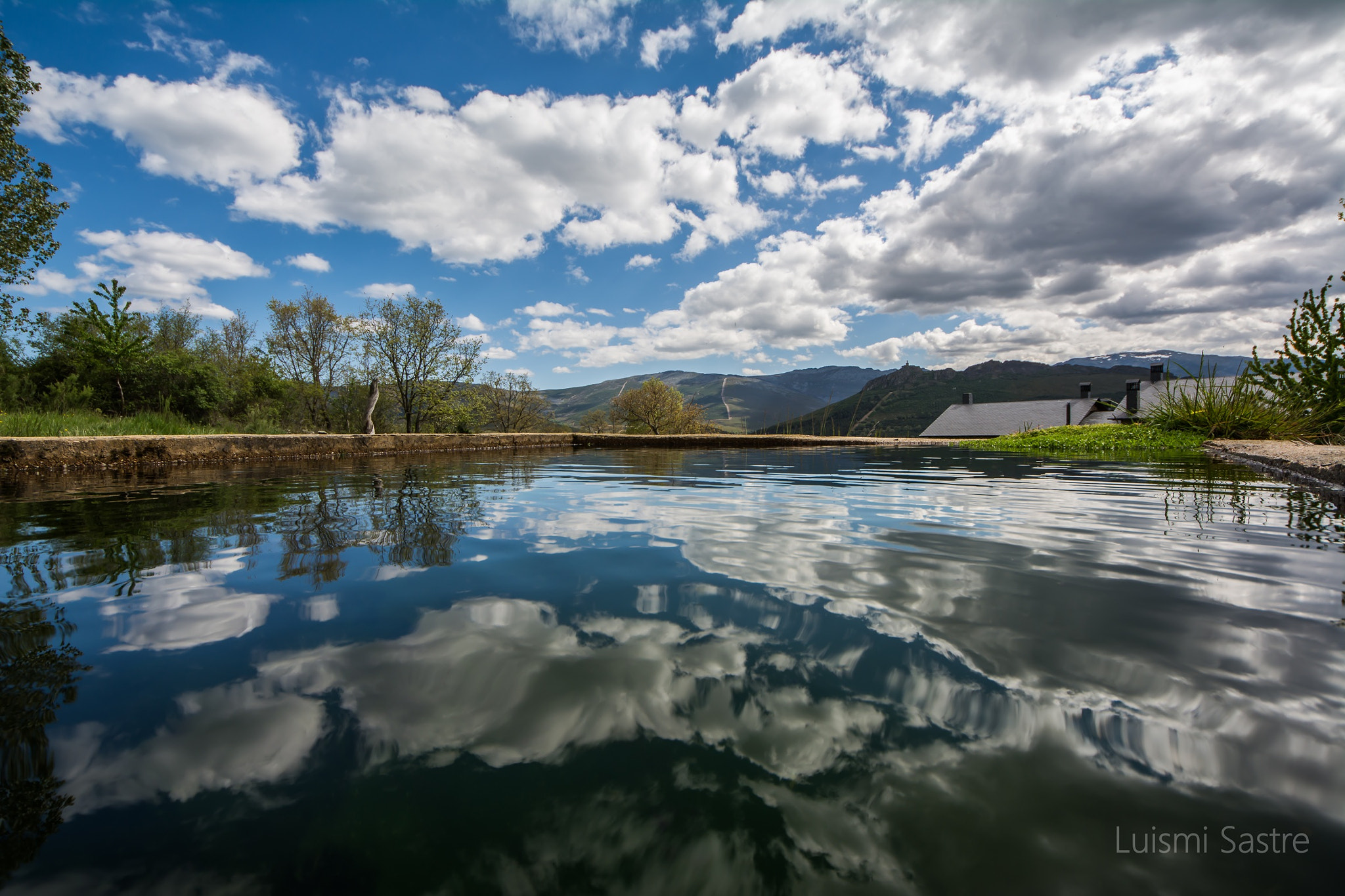 Sigma 8-16mm F4.5-5.6 DC HSM sample photo. La cuesta photography