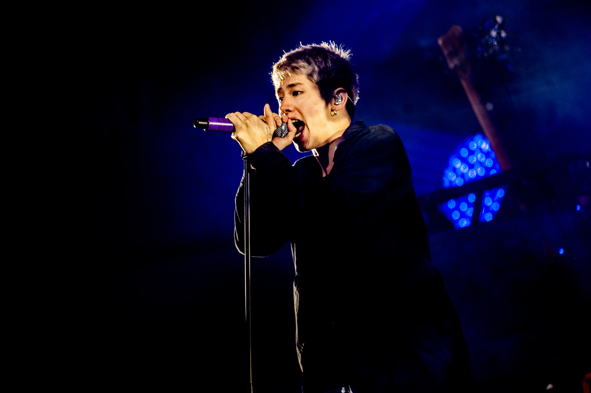 Nikon AF-S Nikkor 200-400mm F4G ED-IF VR sample photo. One ok rock pinkpop photography