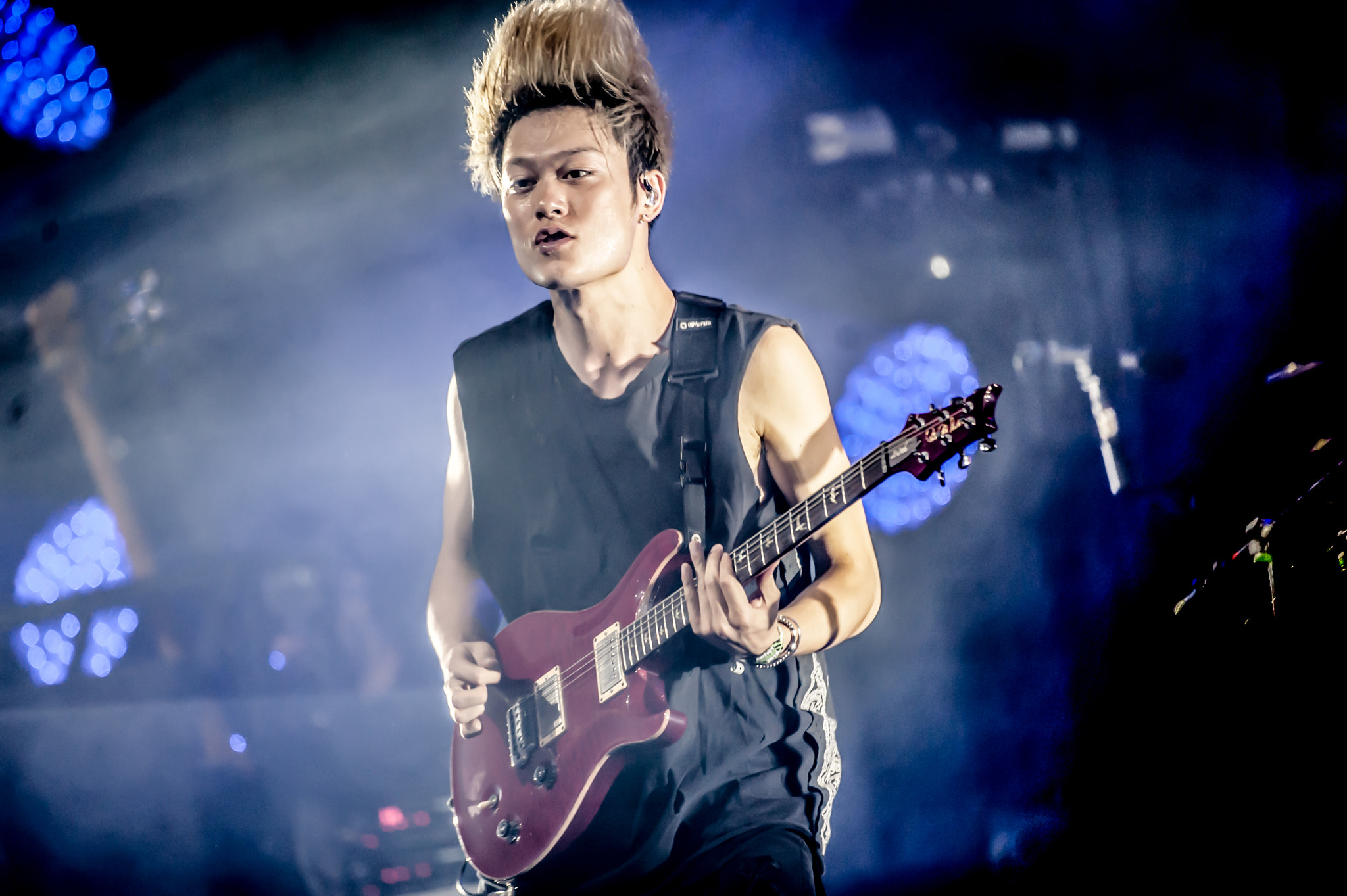 Nikon AF-S Nikkor 200-400mm F4G ED-IF VR sample photo. One ok rock pinkpop photography