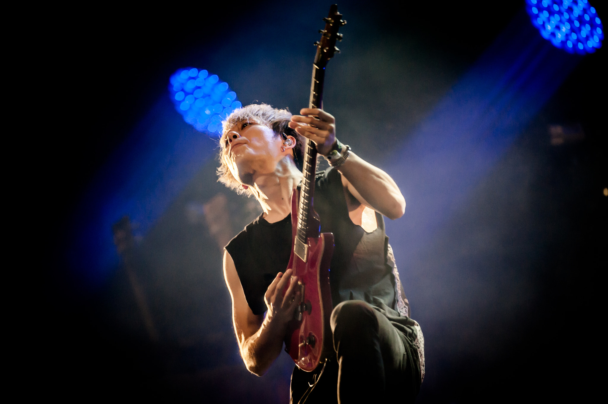 Nikon AF-S Nikkor 200-400mm F4G ED-IF VR sample photo. One ok rock pinkpop photography