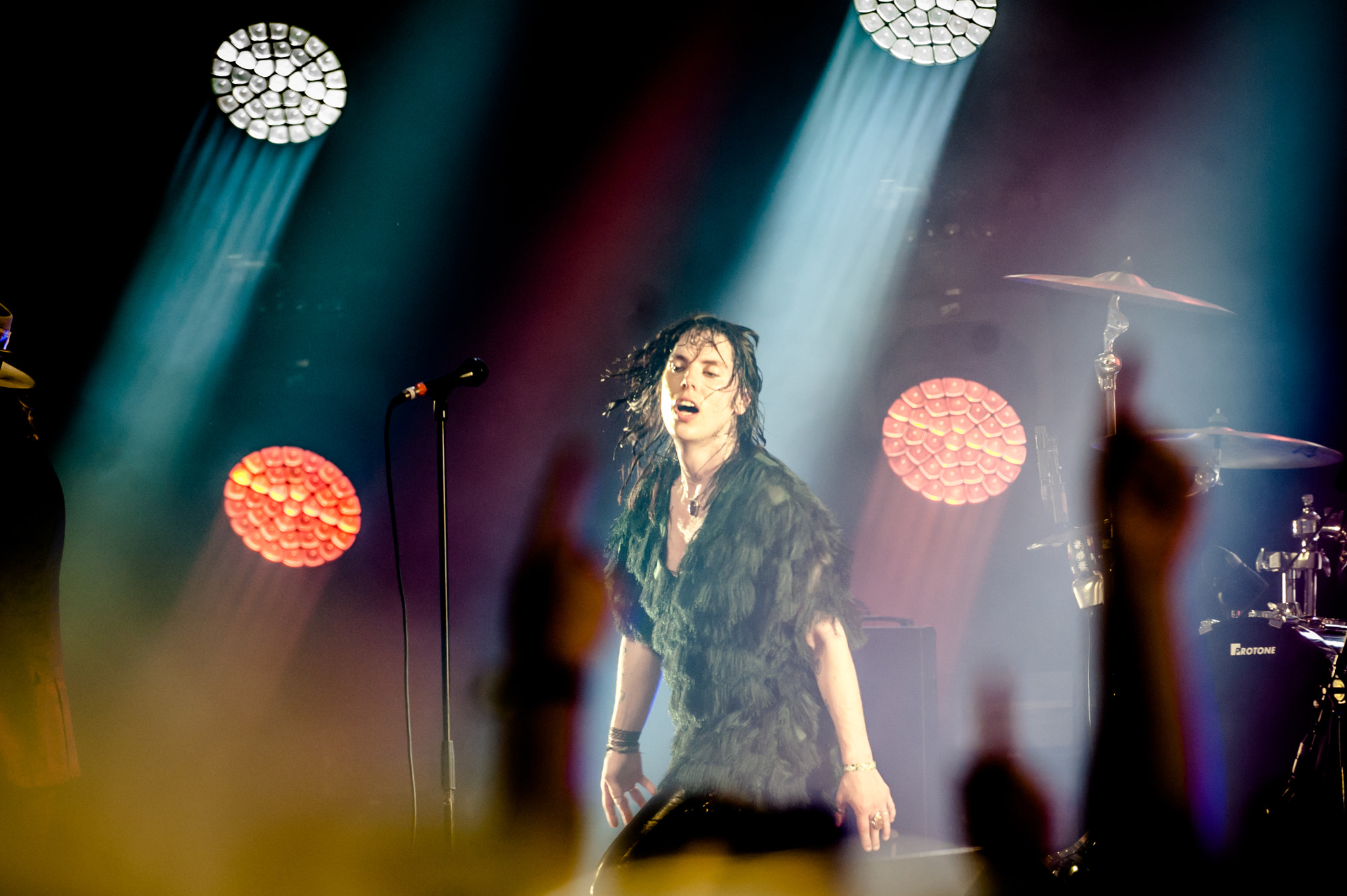 Nikon AF-S Nikkor 200-400mm F4G ED-IF VR sample photo. The struts pinkpop photography