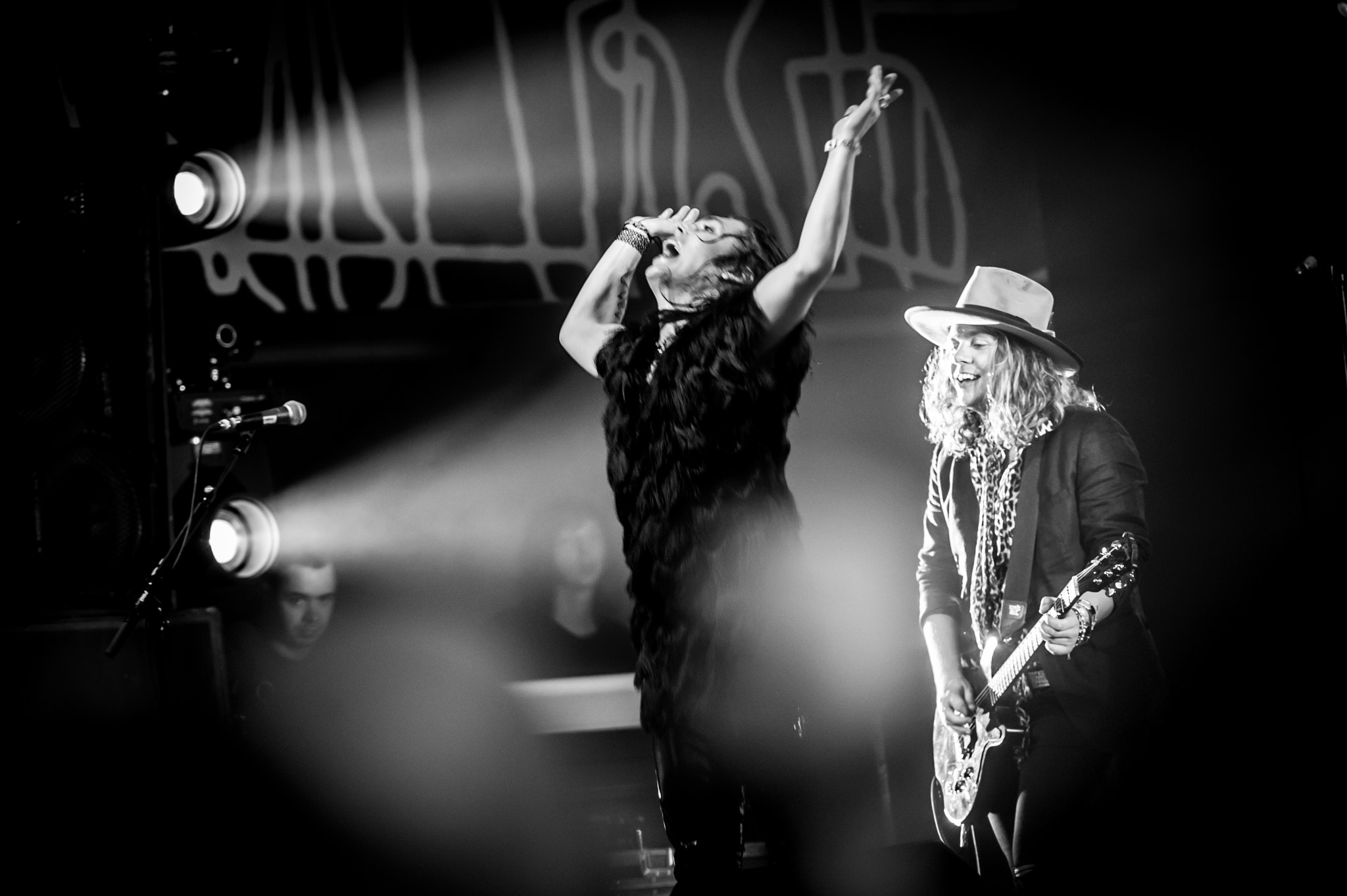 Nikon AF-S Nikkor 200-400mm F4G ED-IF VR sample photo. The struts pinkpop photography