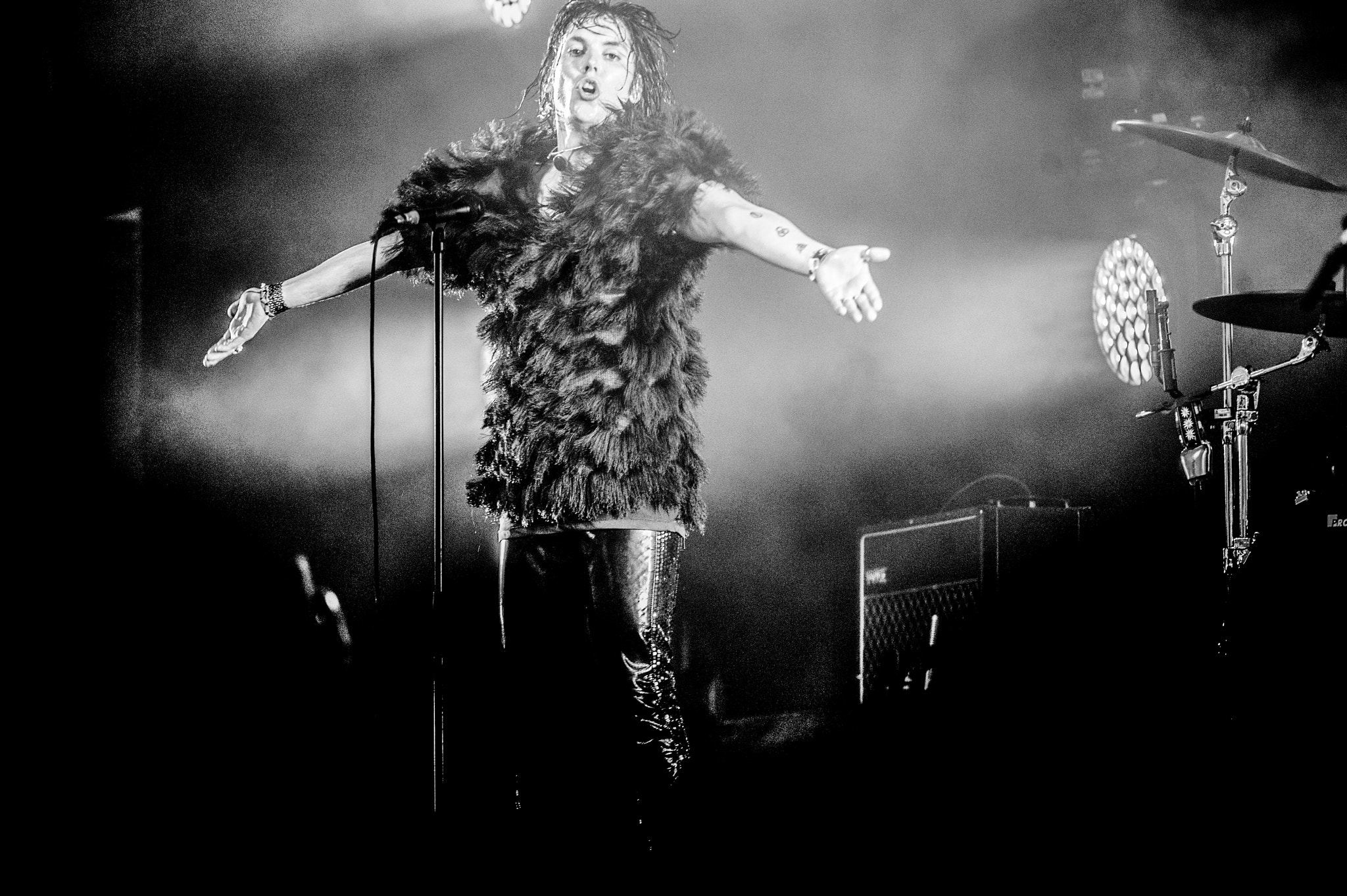 Nikon AF-S Nikkor 200-400mm F4G ED-IF VR sample photo. The struts pinkpop photography
