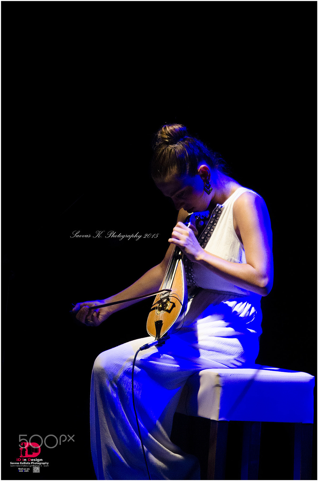 Sigma 120-400mm F4.5-5.6 DG OS HSM sample photo. The musician photography