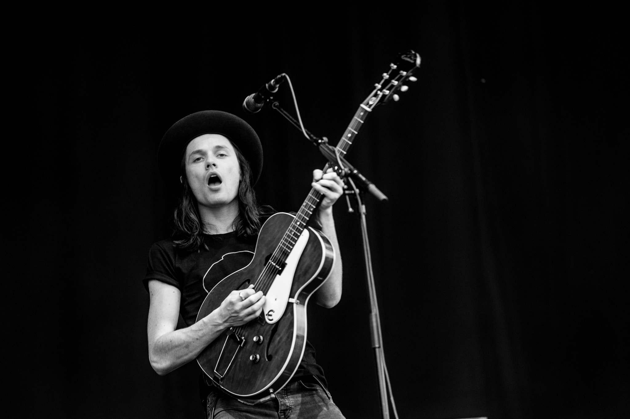 Nikon AF-S Nikkor 200-400mm F4G ED-IF VR sample photo. James bay pinkpop photography