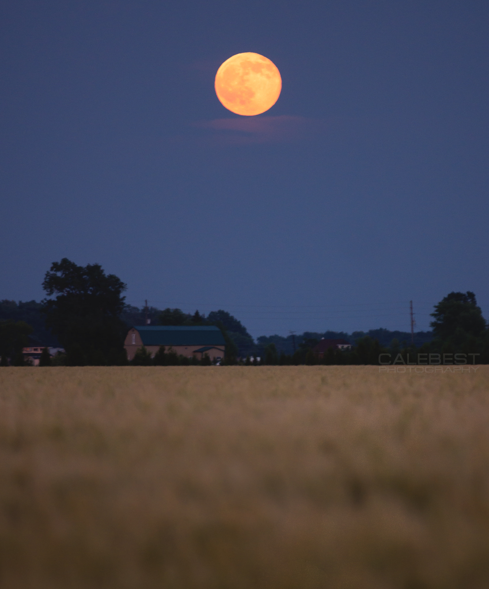 Sony Alpha DSLR-A580 + Tamron SP AF 70-200mm F2.8 Di LD (IF) MACRO sample photo. Summer solstice moonrise photography