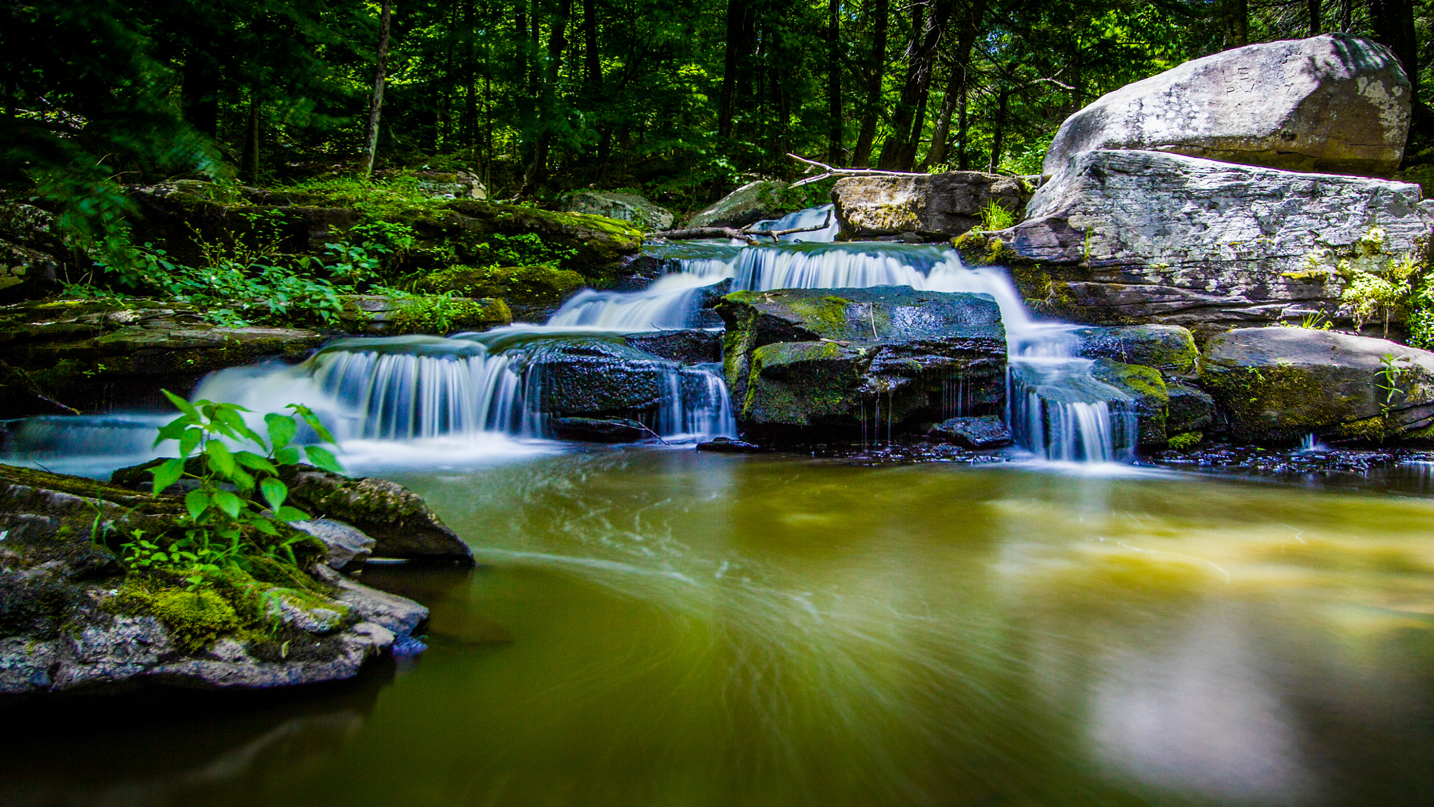 Canon EF-S 10-22mm F3.5-4.5 USM sample photo. Flowing free on a summer day photography