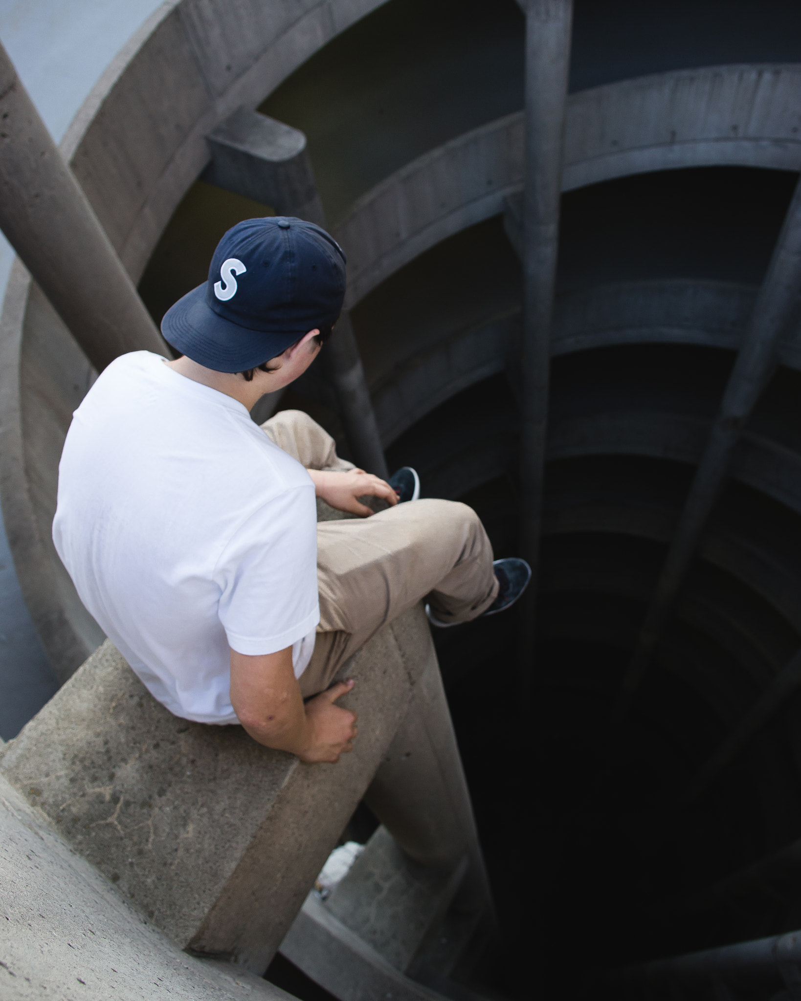 Canon EOS 6D + Canon EF 24mm F2.8 sample photo. Don't look down... photography