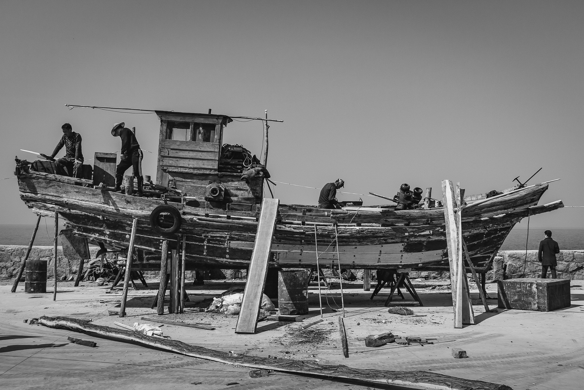 Canon EOS 40D sample photo. Ship repair photography
