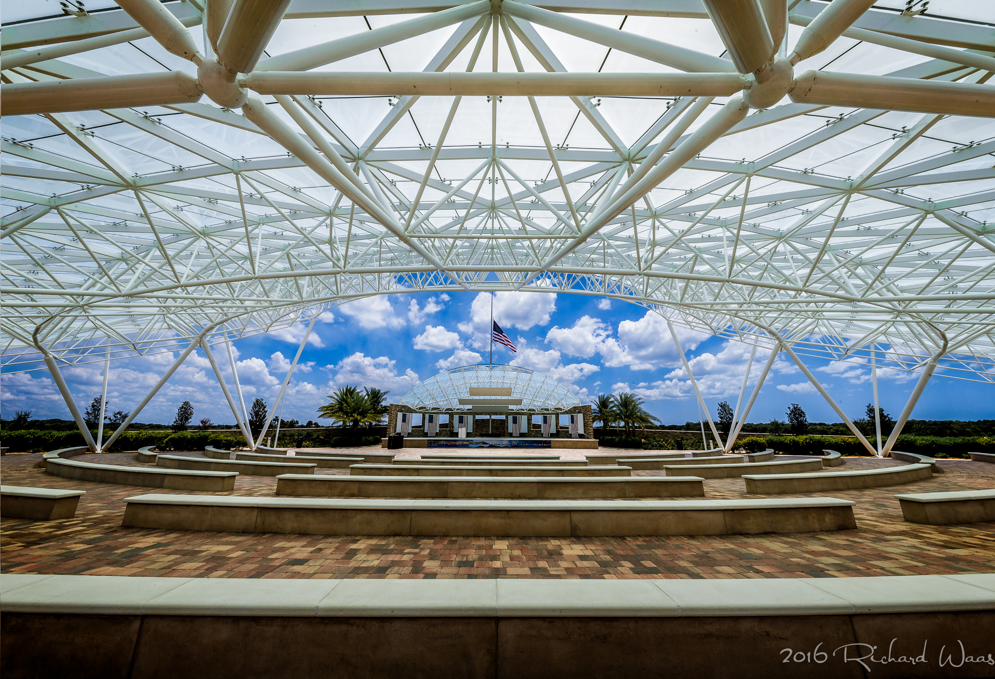 Canon EF 11-24mm F4L USM sample photo. National cemetery sarasota florida photography