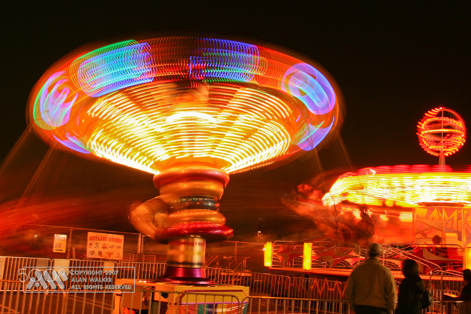 Canon EOS 30D + Canon EF 24-105mm F4L IS USM sample photo. Carnival nights-spaceship photography
