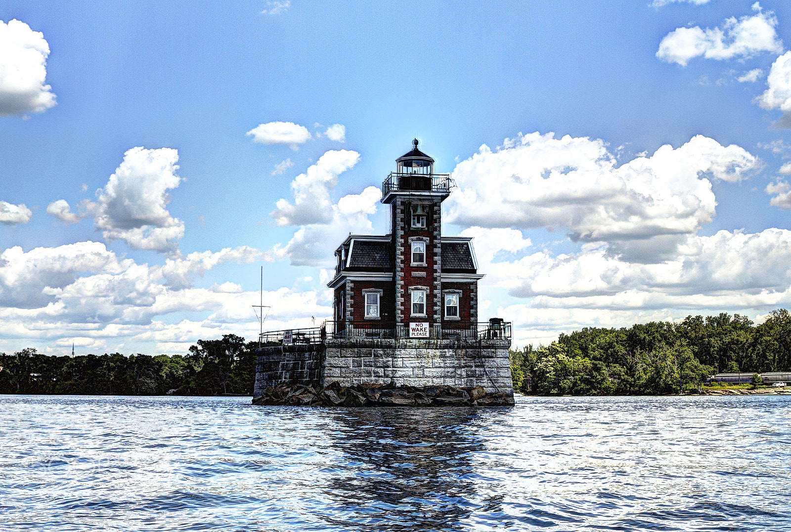 Canon EOS 7D + Canon EF 28-80mm f/3.5-5.6 USM sample photo. Hudson athens lighthouse photography