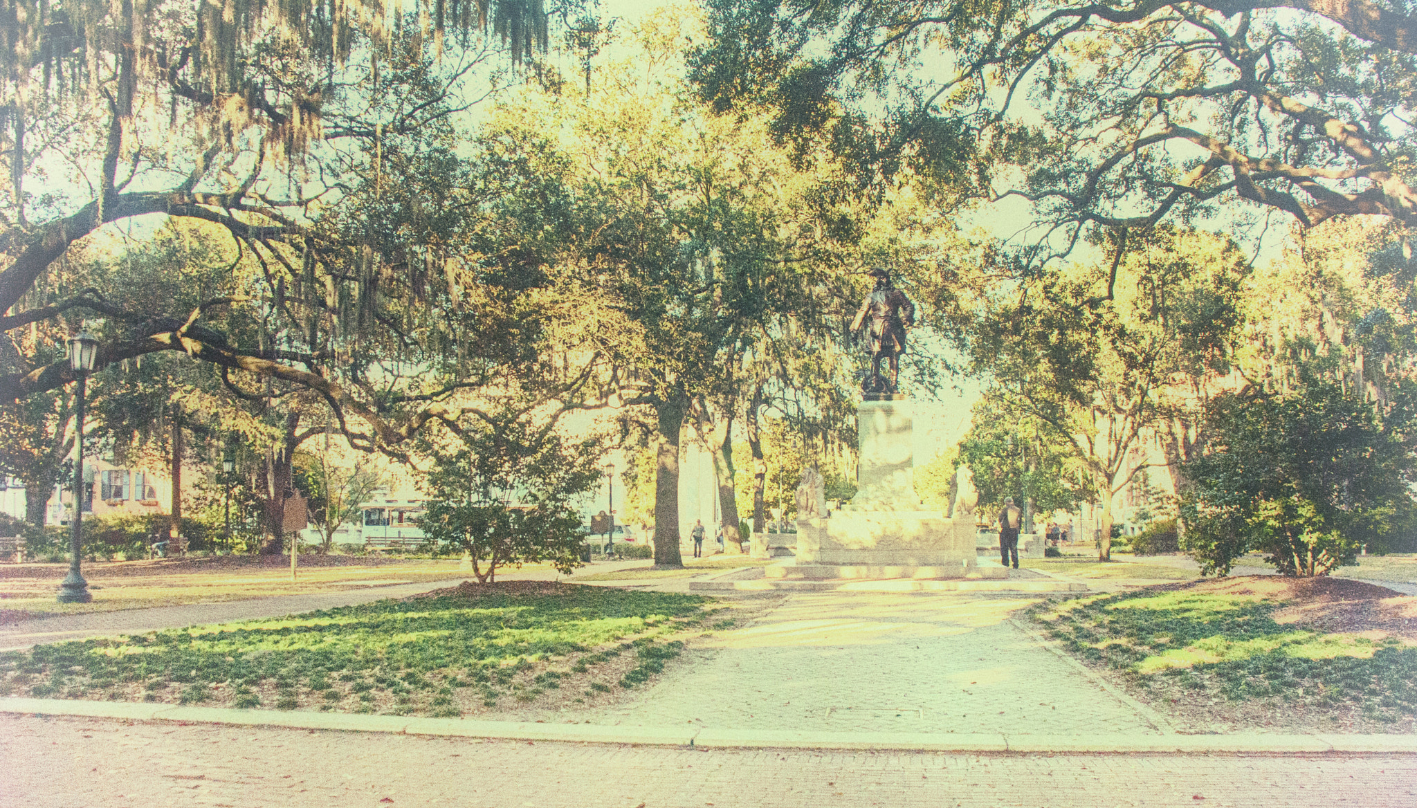 Nikon D3000 sample photo. A town square in savannah photography