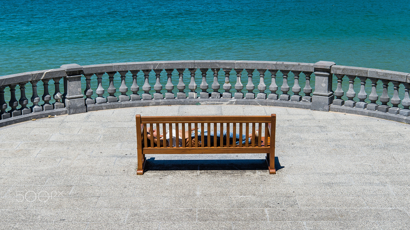 Nikon AF-S Nikkor 24-70mm F2.8E ED VR sample photo. Life at the beach photography