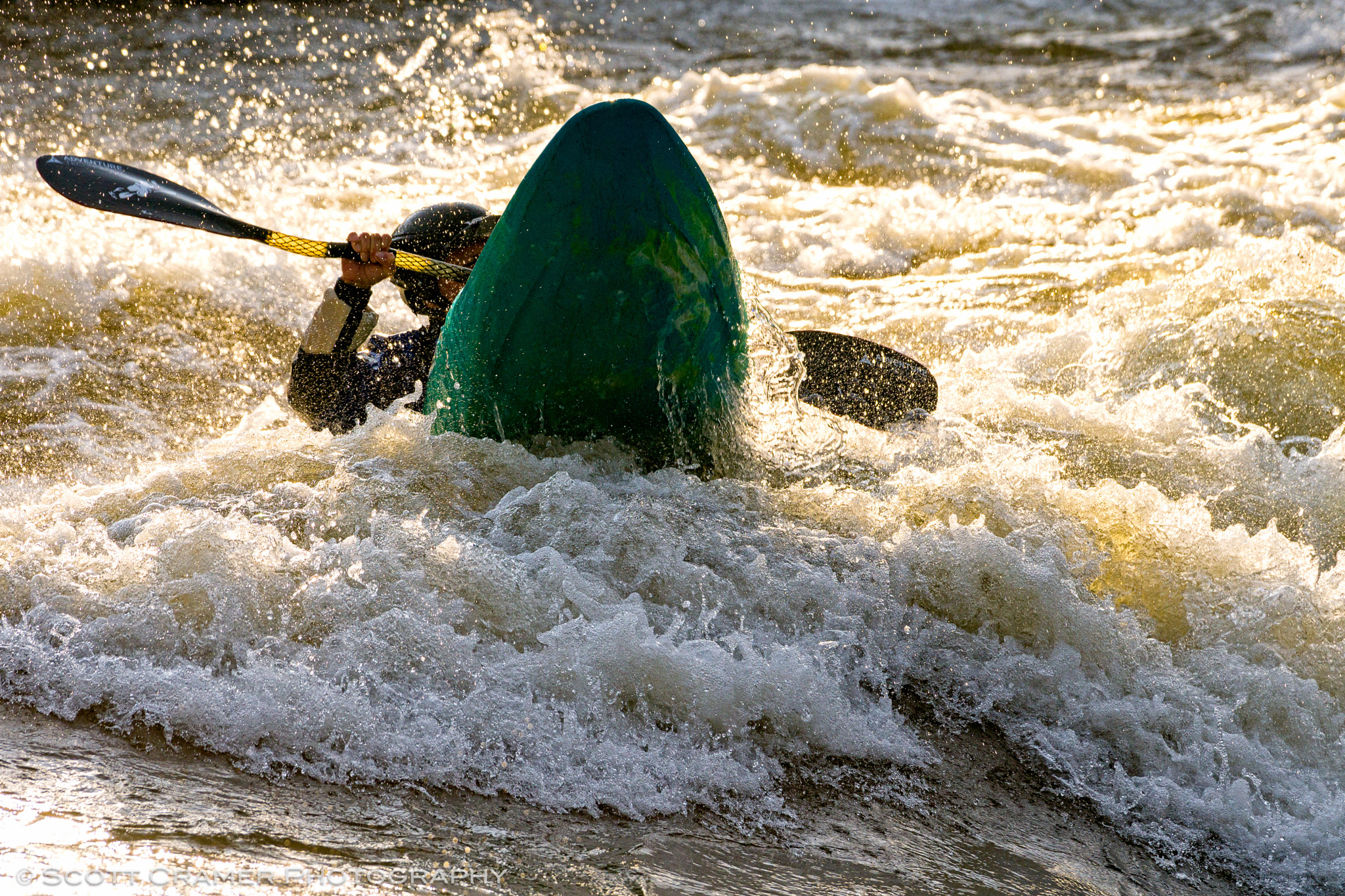 Sony a6300 + Sony FE 70-200mm F4 G OSS sample photo. Kayaking the wave in glenwood springs photography