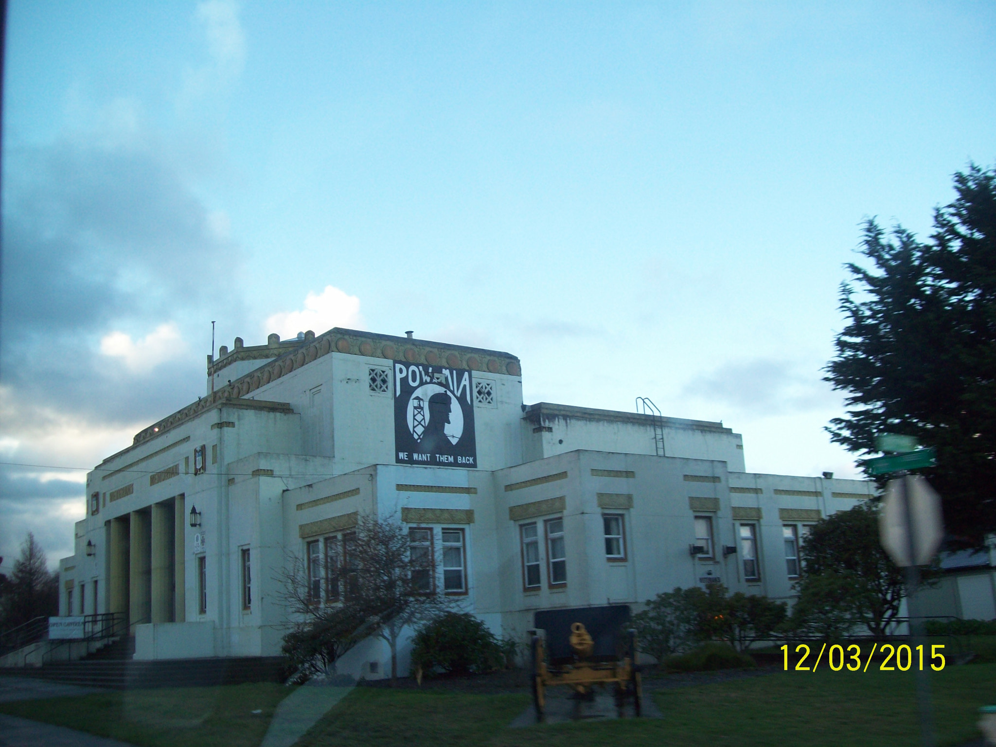 Kodak EASYSHARE C813 ZOOM DIGITAL CAMERA sample photo. Eureka ca  photography