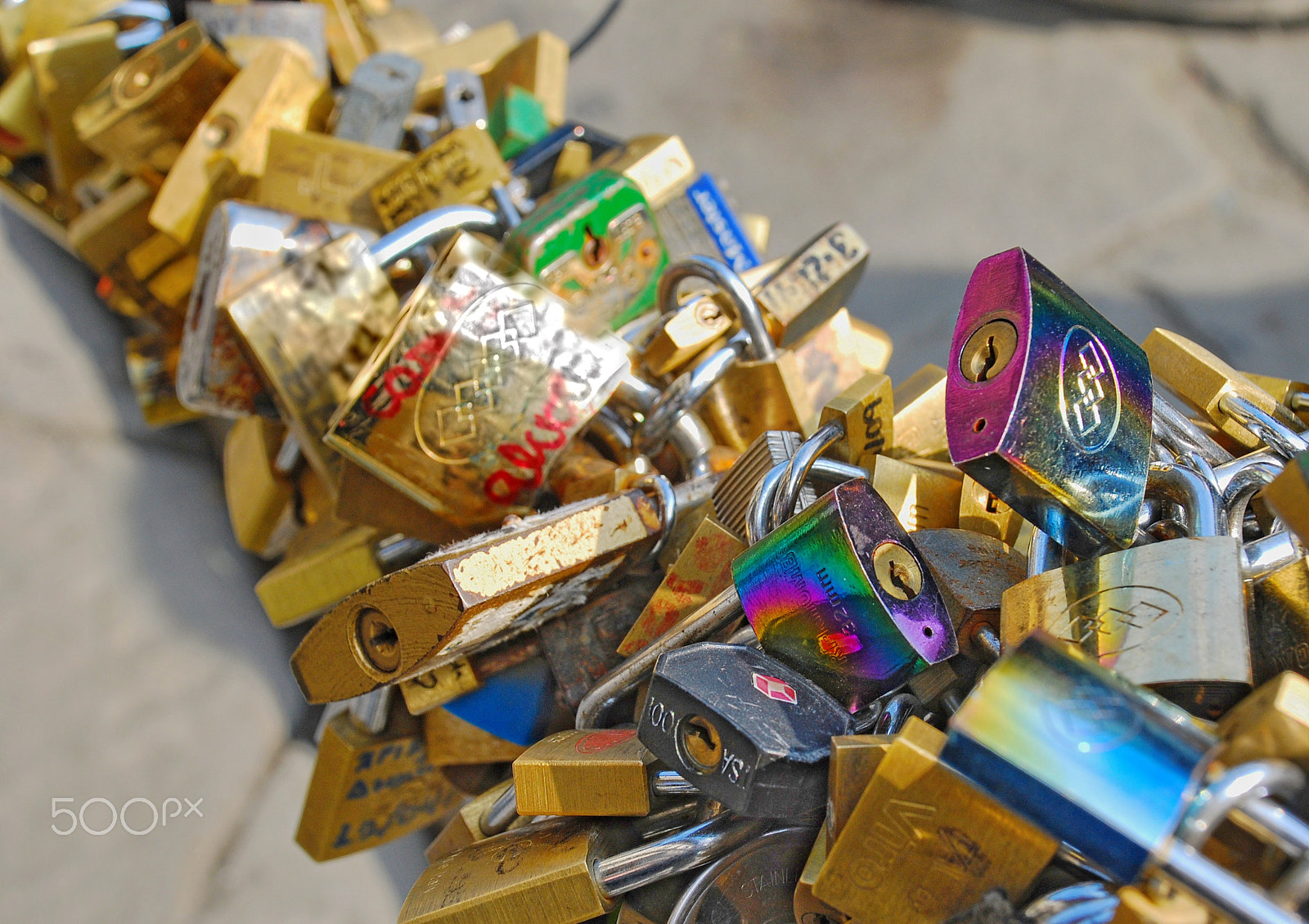 Nikon D40X sample photo. Love locks in florence, italy photography