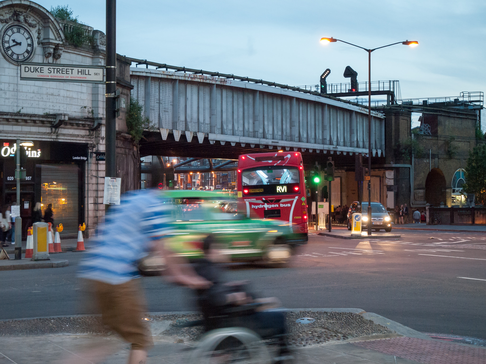 Panasonic Lumix DMC-GF1 sample photo. Duke street hill photography