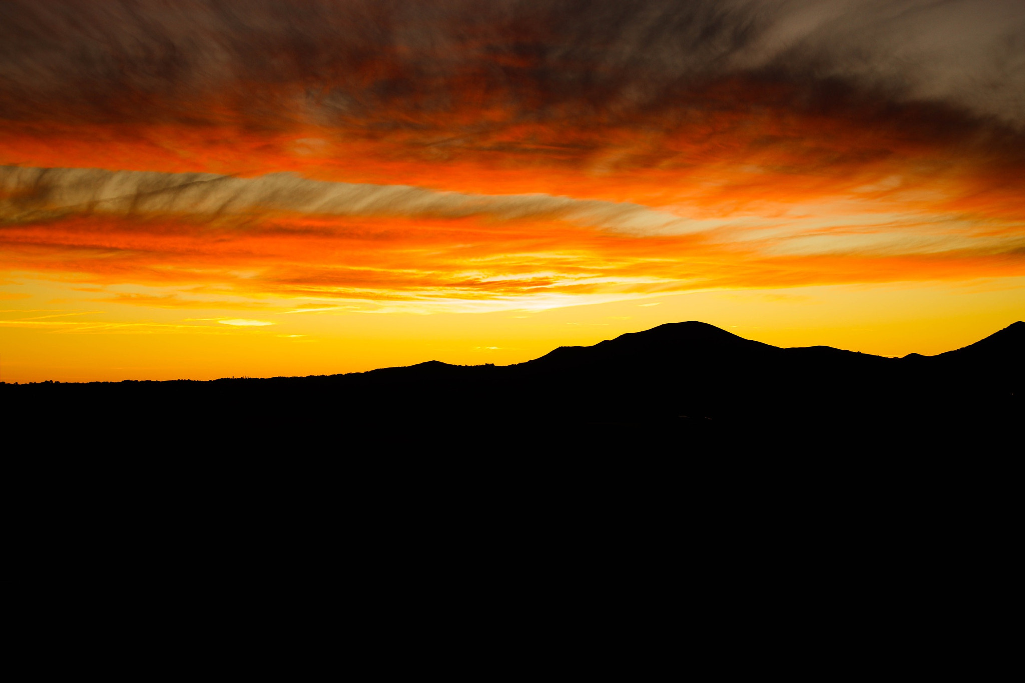 Tamron 18-200mm F3.5-6.3 Di III VC sample photo. Un matin sur ustaritz , france . photography