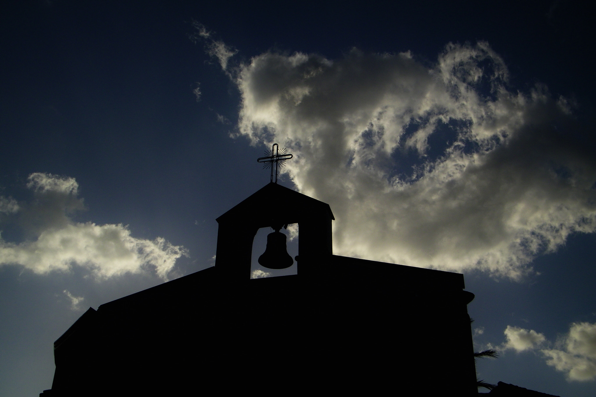 Kodak EASYSHARE Z1015 IS DIGITAL CAMERA sample photo. Church in the sky photography