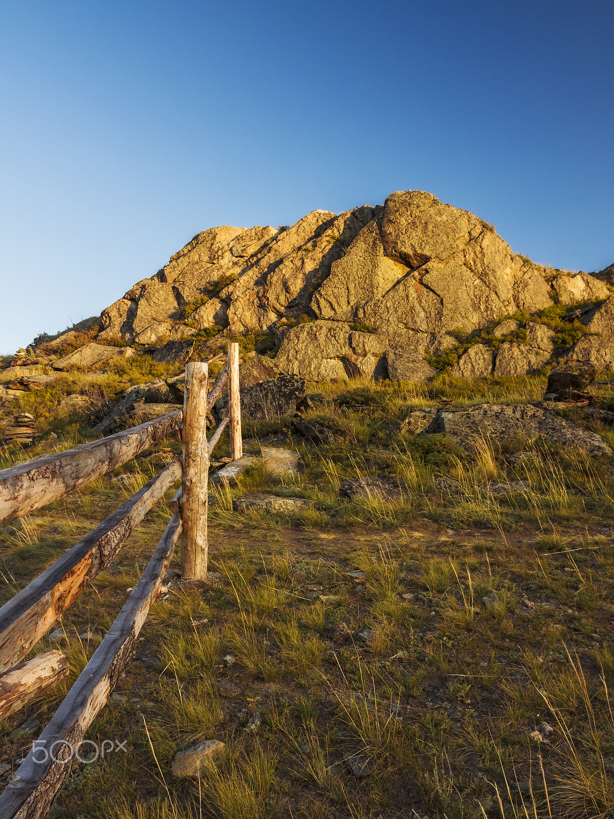 Olympus OM-D E-M1 + OLYMPUS 14-54mm Lens sample photo. Sunset in the mountains photography