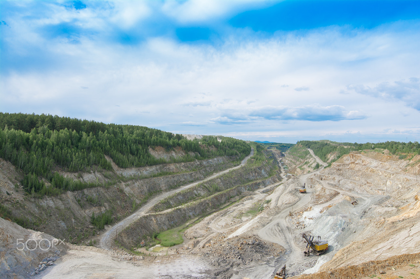 Tamron SP 15-30mm F2.8 Di VC USD sample photo. Large quarry sand photography
