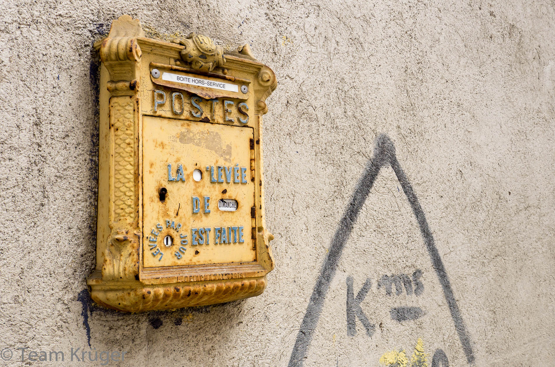 Panasonic Lumix DMC-GH3 sample photo. Postes photography