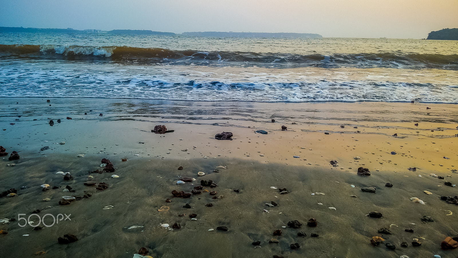 LG G Pro2 sample photo. A moment on the beach photography