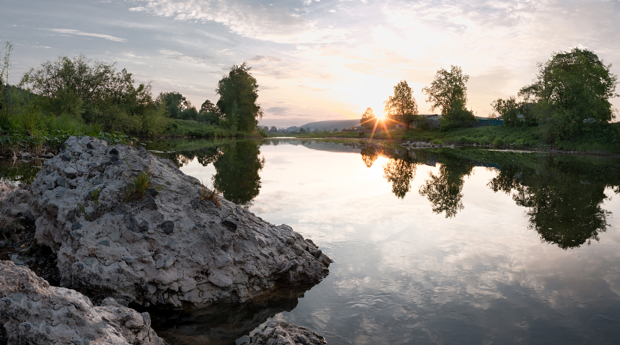 Nikon D300 + Sigma 30mm F1.4 EX DC HSM sample photo. Sunrise at the serga river photography