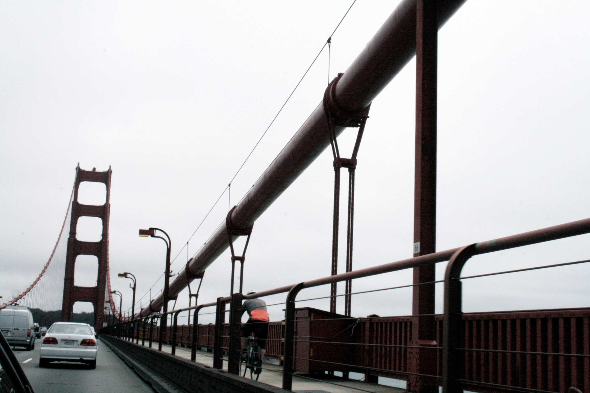 Canon EOS 400D (EOS Digital Rebel XTi / EOS Kiss Digital X) + Canon EF-S 18-55mm F3.5-5.6 sample photo. Golden gate bridge photography